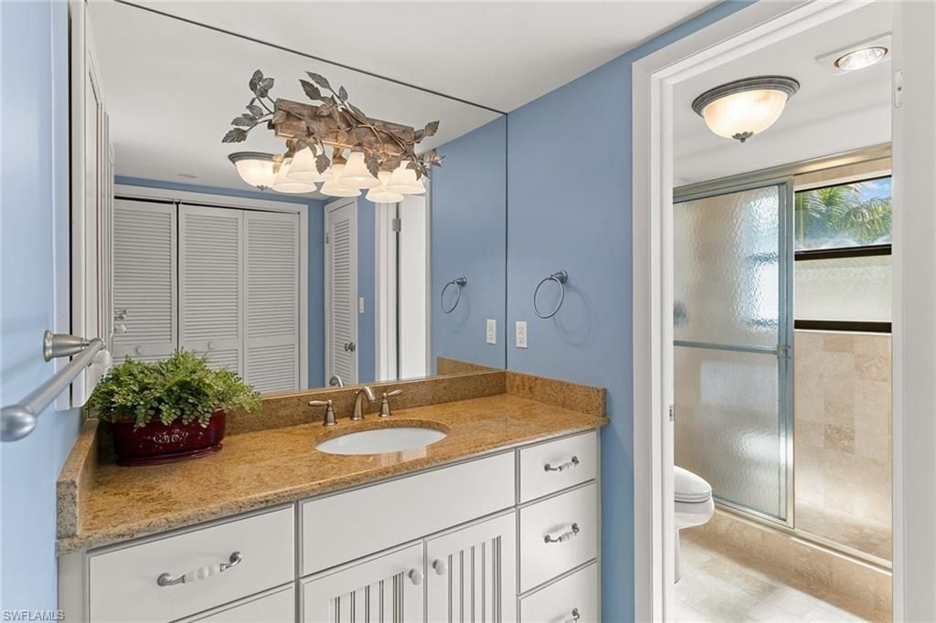 2171 Gulf Shore Blvd N, Unit 201, Naples, FL 34102 Photo