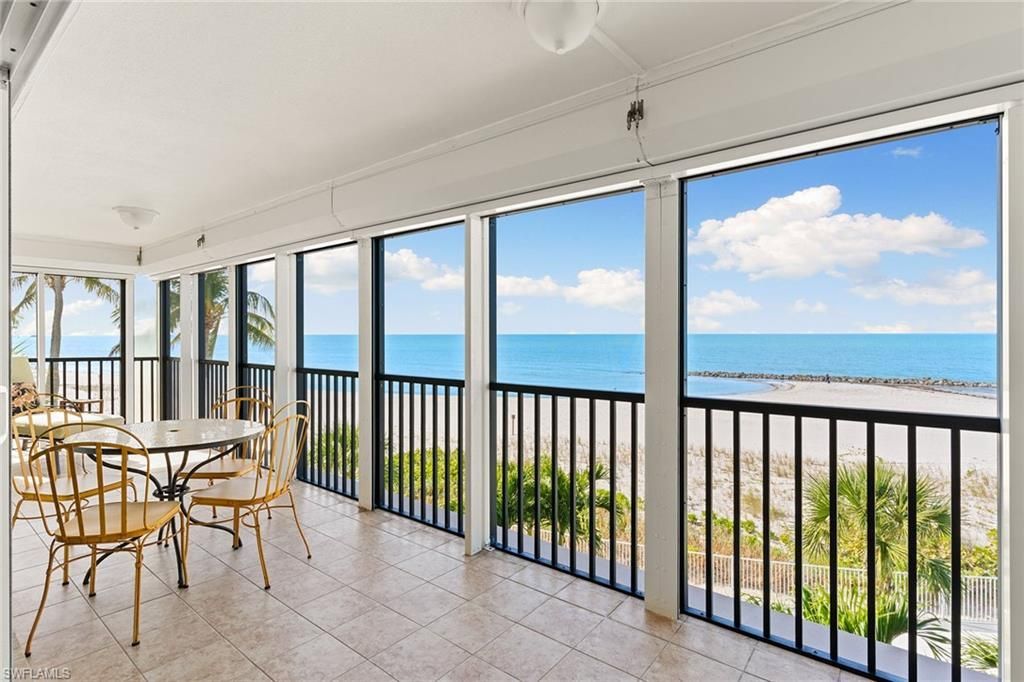 2171 Gulf Shore Blvd N, Unit 201, Naples, FL 34102 Photo