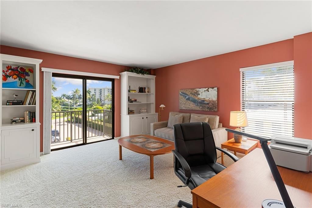 2171 Gulf Shore Blvd N, Unit 201, Naples, FL 34102 Photo