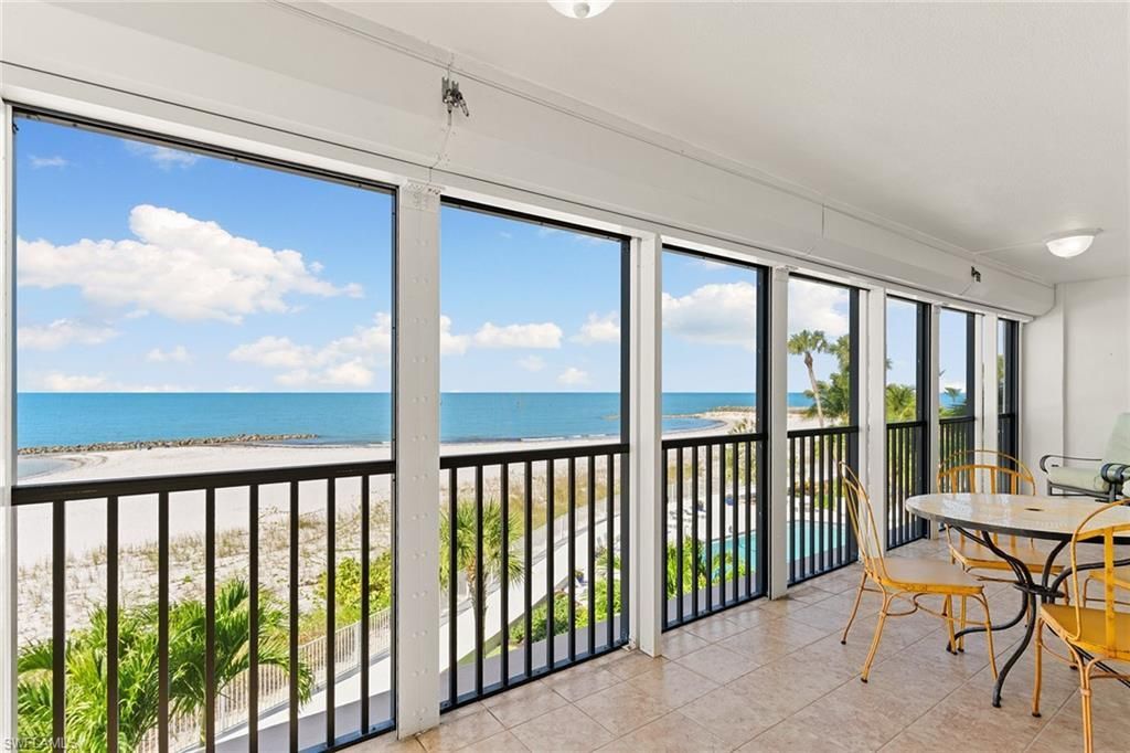 2171 Gulf Shore Blvd N, Unit 201, Naples, FL 34102 Photo