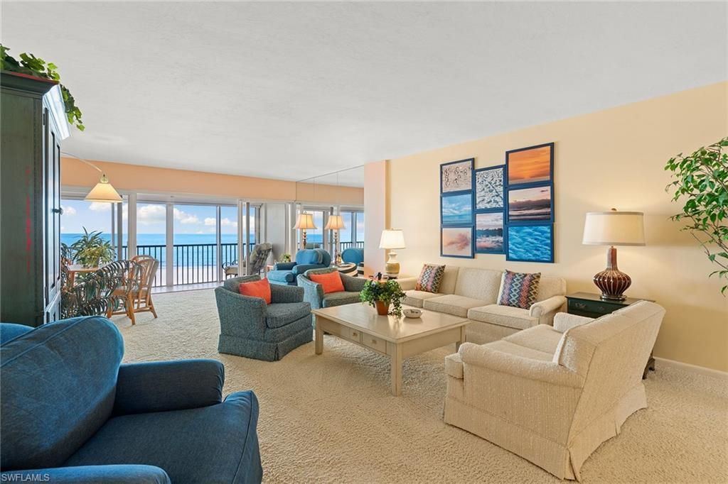 2171 Gulf Shore Blvd N, Unit 201, Naples, FL 34102 Photo