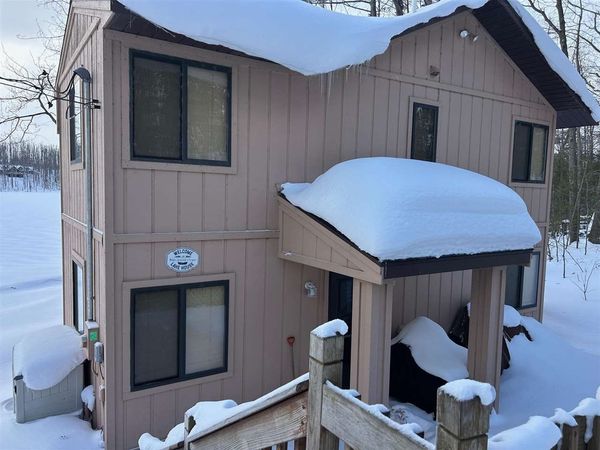 5376 E Martin Lake Road, Gaylord, MI 49735