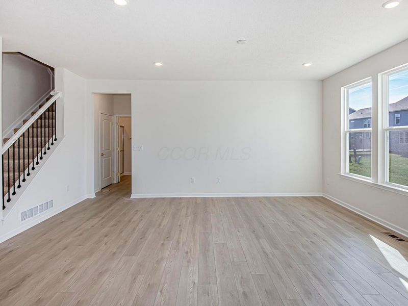 6331 Lampone Drive, Unit Lot 310, Hilliard, OH 43026 Photo 6