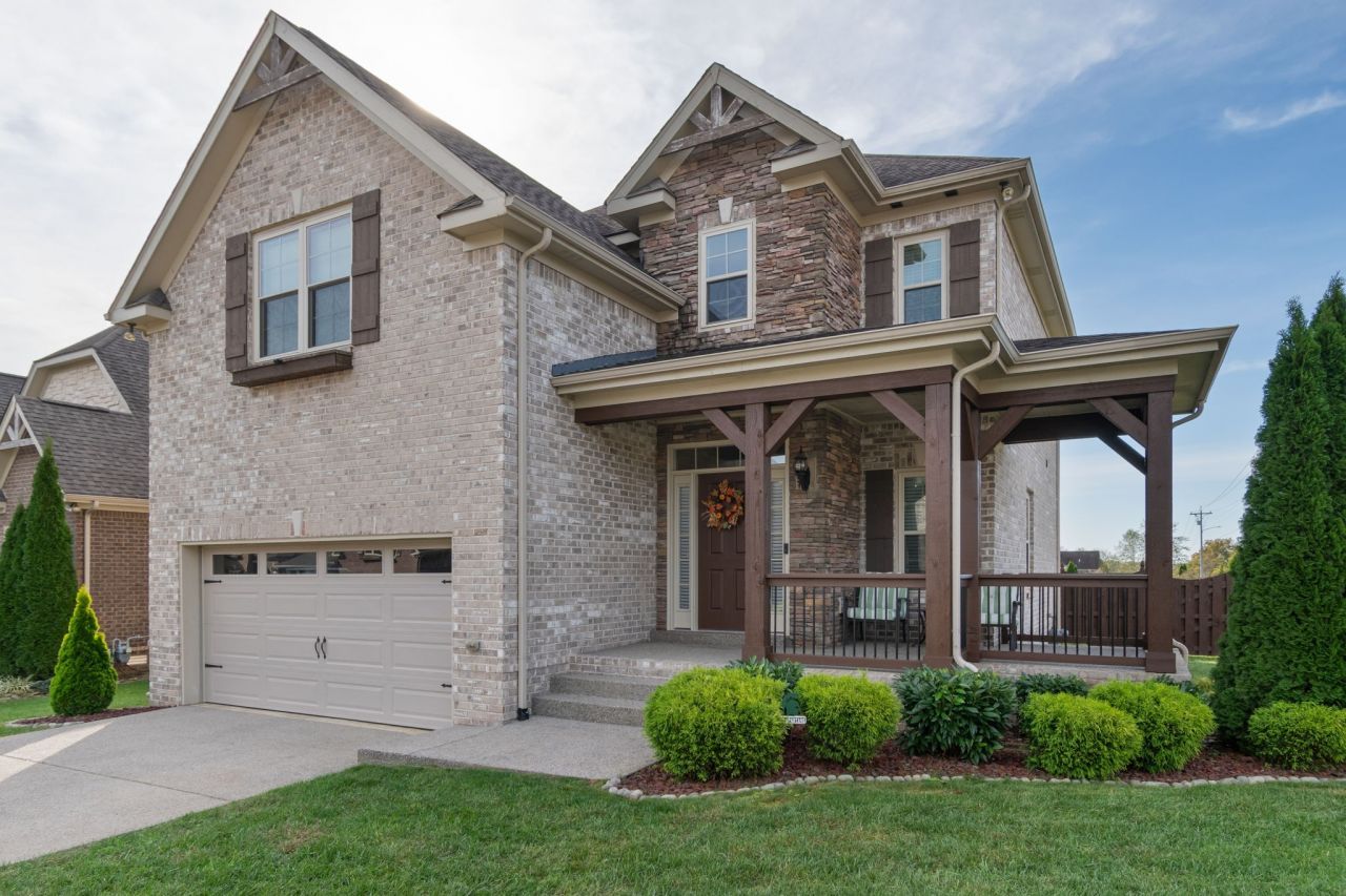 6038 Sanmar Dr, Spring Hill, TN 37174 Main Photo