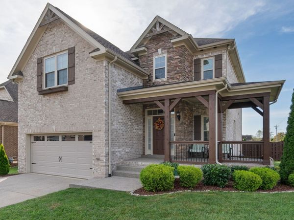 6038 Sanmar Dr, Spring Hill, TN 37174