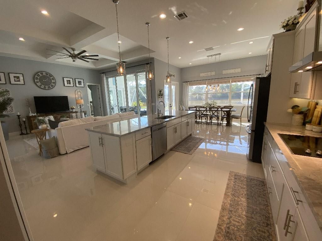 454 SW Vista Lake Dr, Port Saint Lucie, FL 34953 Photo