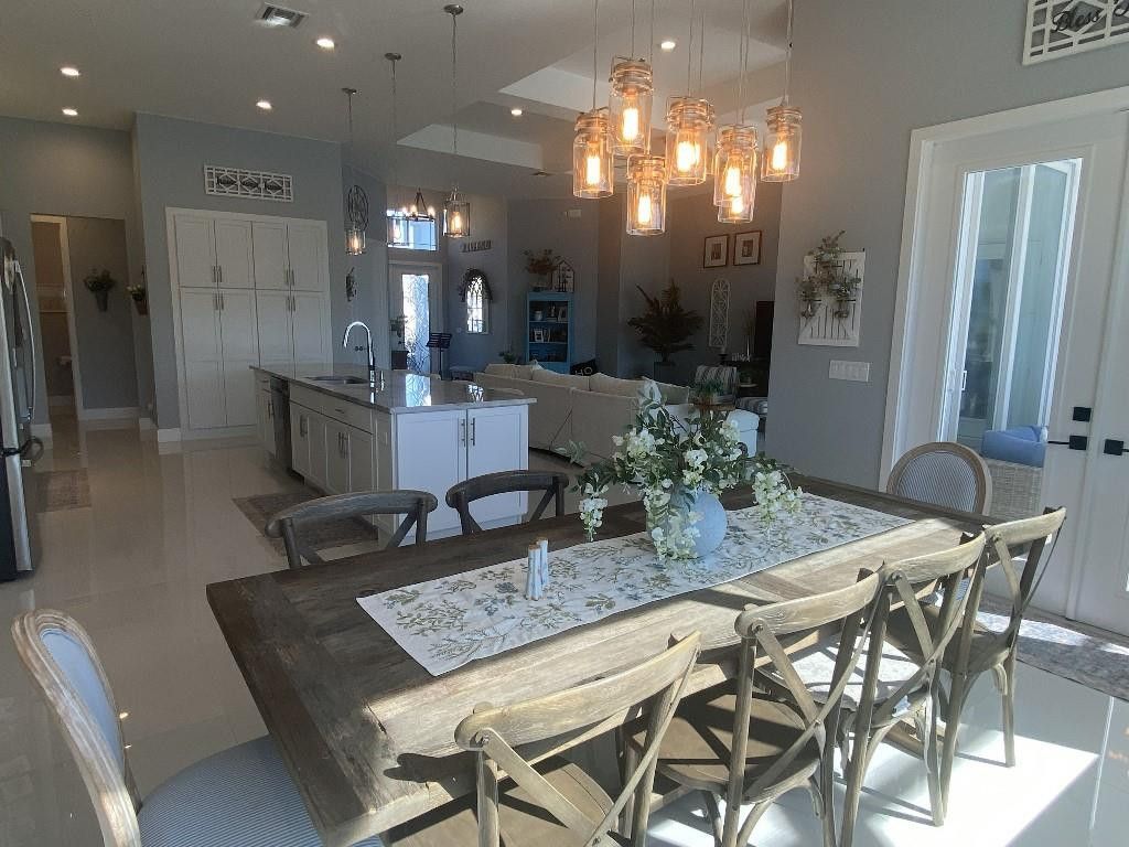 454 SW Vista Lake Dr, Port Saint Lucie, FL 34953 Photo