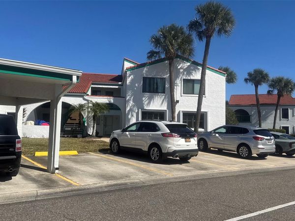 5483 Casablanca Circle, Sebring, FL 33870