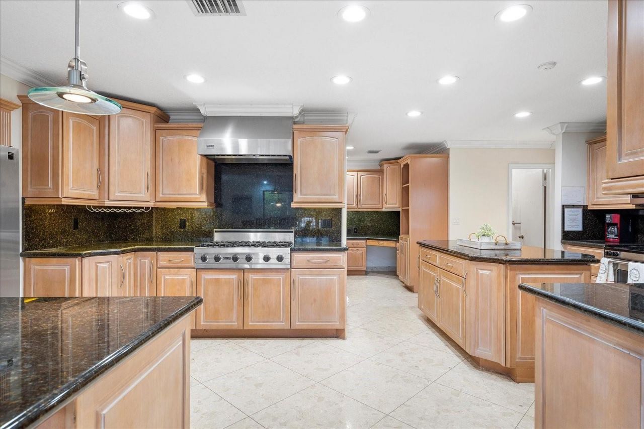 1240 SW 14th Avenue, Fort Lauderdale, FL 33312 Photo