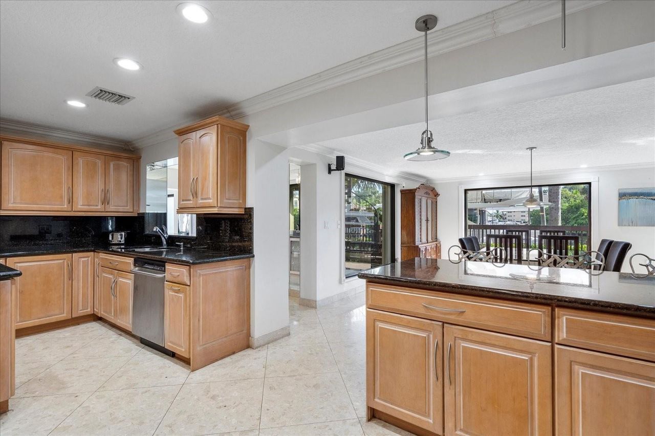 1240 SW 14th Avenue, Fort Lauderdale, FL 33312 Photo