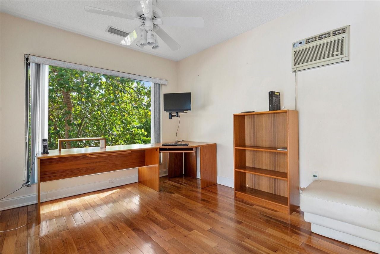 1240 SW 14th Avenue, Fort Lauderdale, FL 33312 Photo