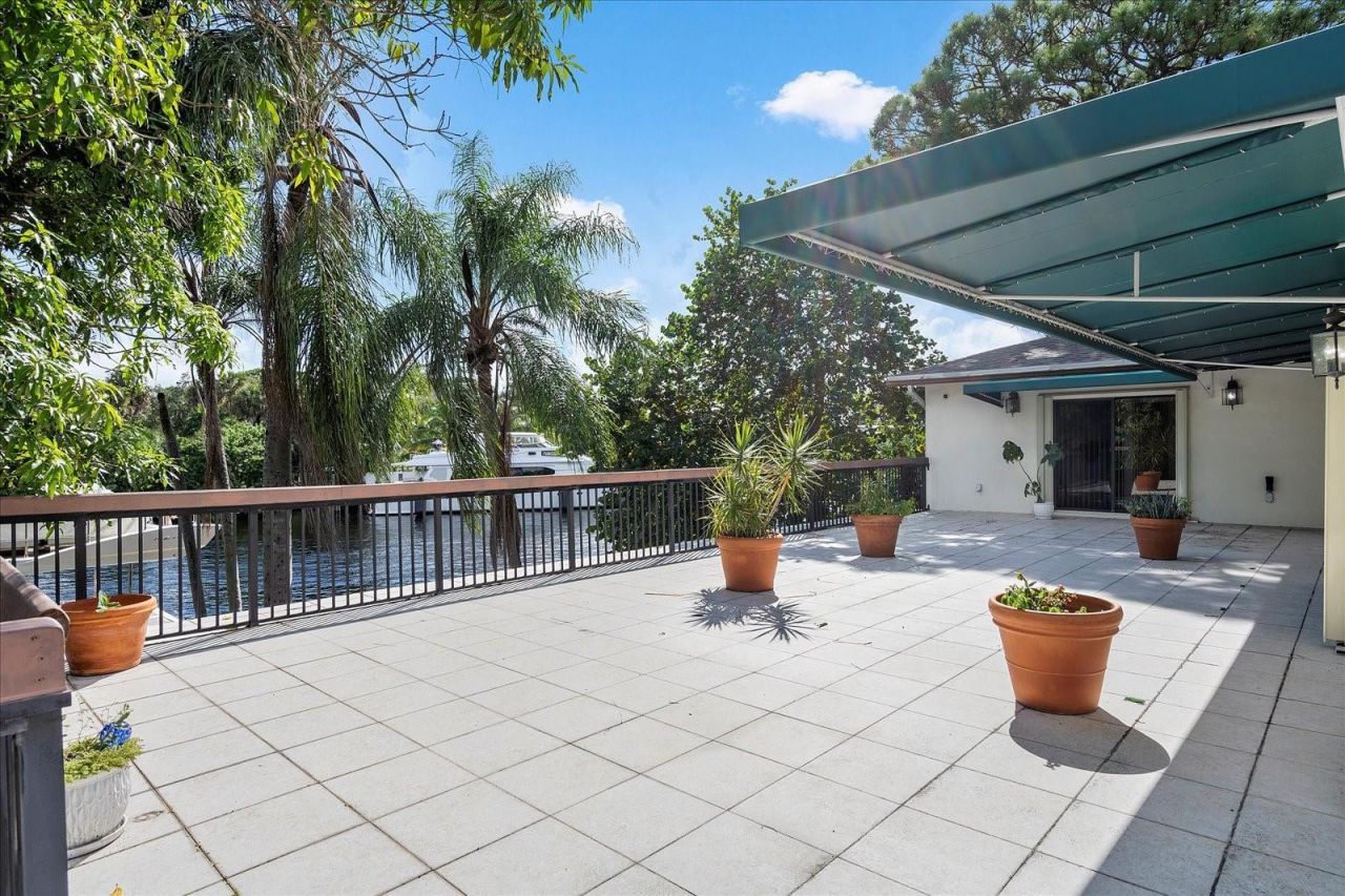1240 SW 14th Avenue, Fort Lauderdale, FL 33312 Photo
