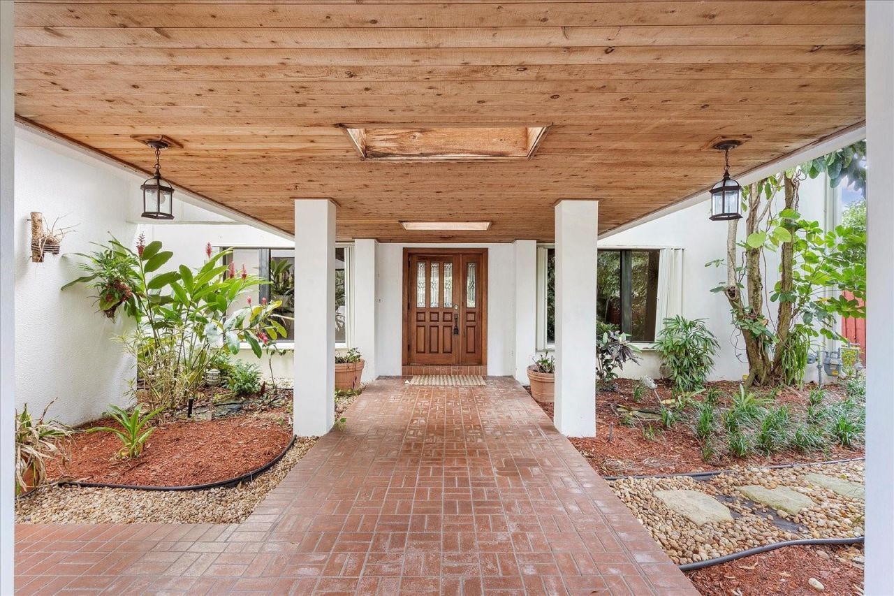 1240 SW 14th Avenue, Fort Lauderdale, FL 33312 Photo