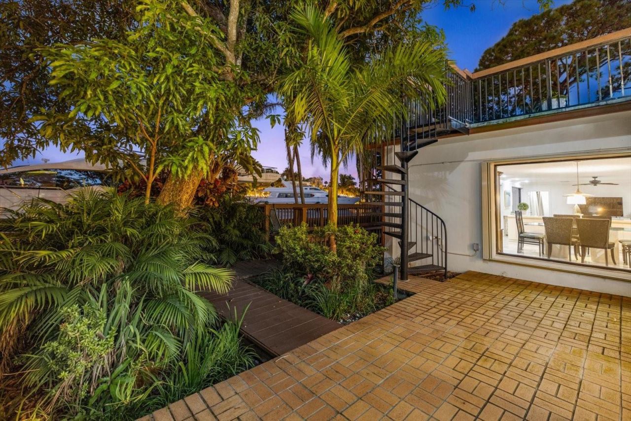 1240 SW 14th Avenue, Fort Lauderdale, FL 33312 Photo