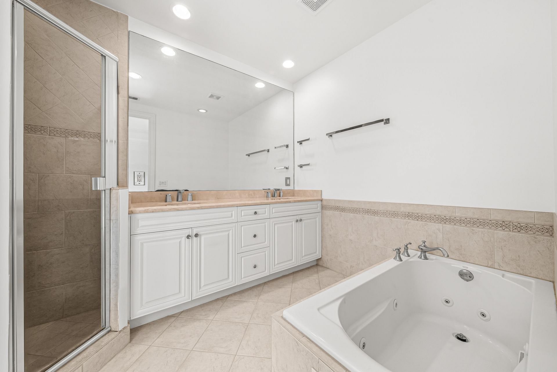 1063 E Heritage Club Circle, Delray Beach, FL 33483 Photo