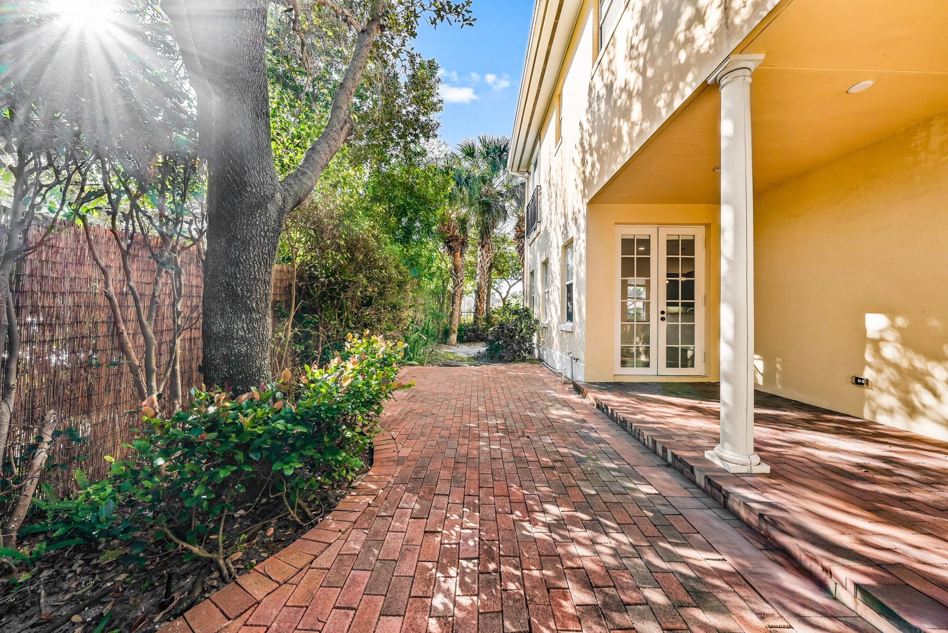 1063 E Heritage Club Circle, Delray Beach, FL 33483 Photo