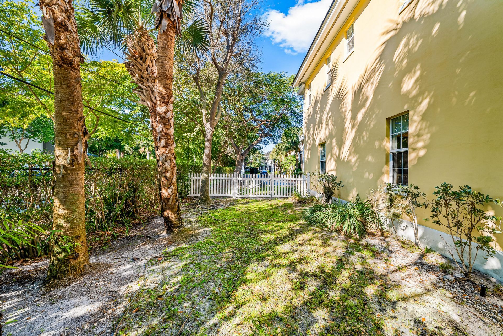 1063 E Heritage Club Circle, Delray Beach, FL 33483 Photo