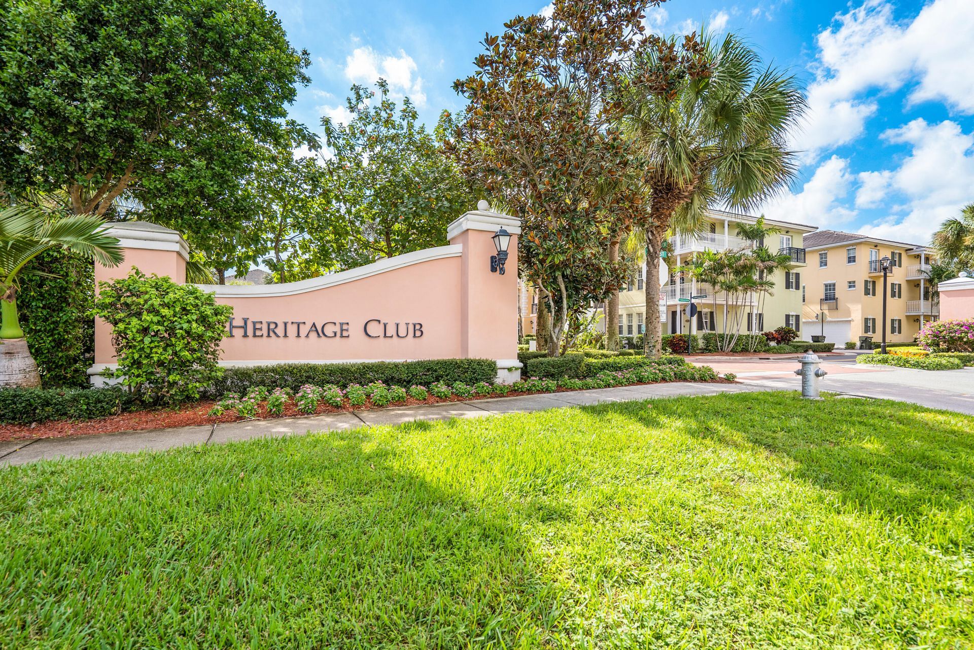 1063 E Heritage Club Circle, Delray Beach, FL 33483 Photo