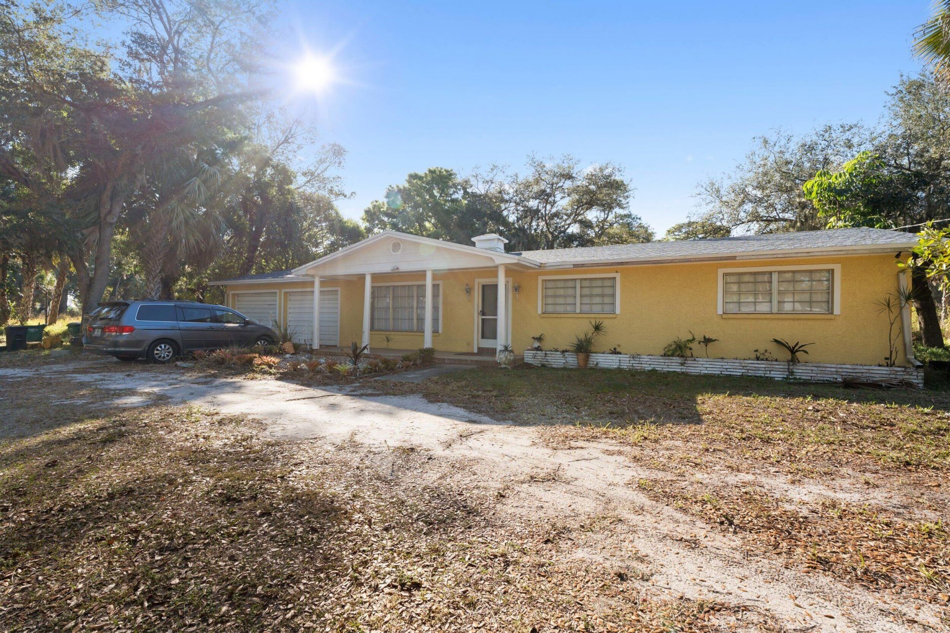 819 Tumblin Kling Road, Fort Pierce, FL 34982 Photo