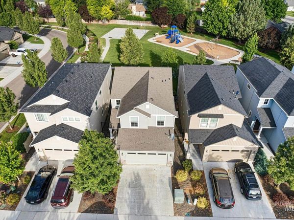 1885 N Justin Ave, Meridian, ID 83646