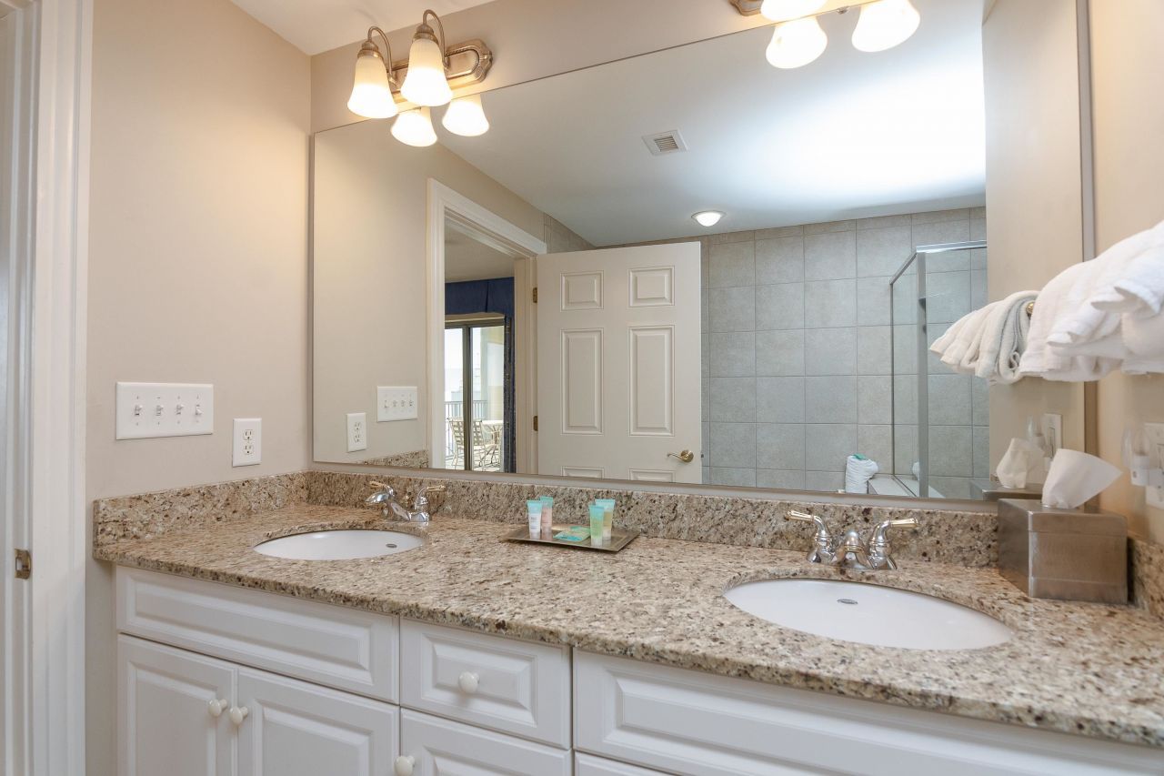 9994 Beach Club Dr. Photo 26