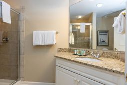 9994 Beach Club Dr. photo 4