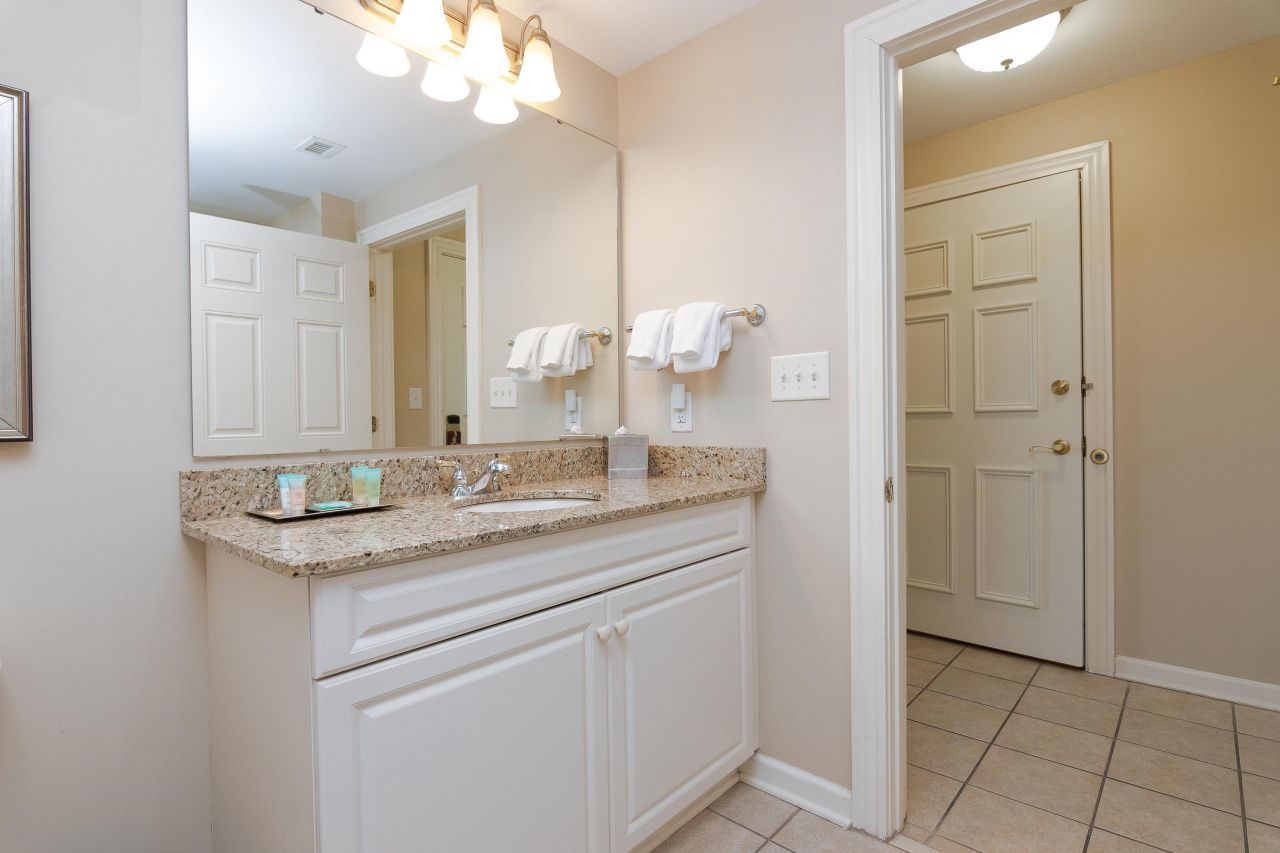 9994 Beach Club Dr. Photo 37