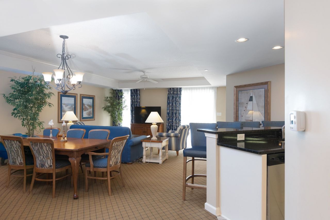 9994 Beach Club Dr. Photo 5