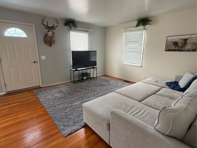 827 Lakeview Drive, Dover, OH 44622 Photo 12