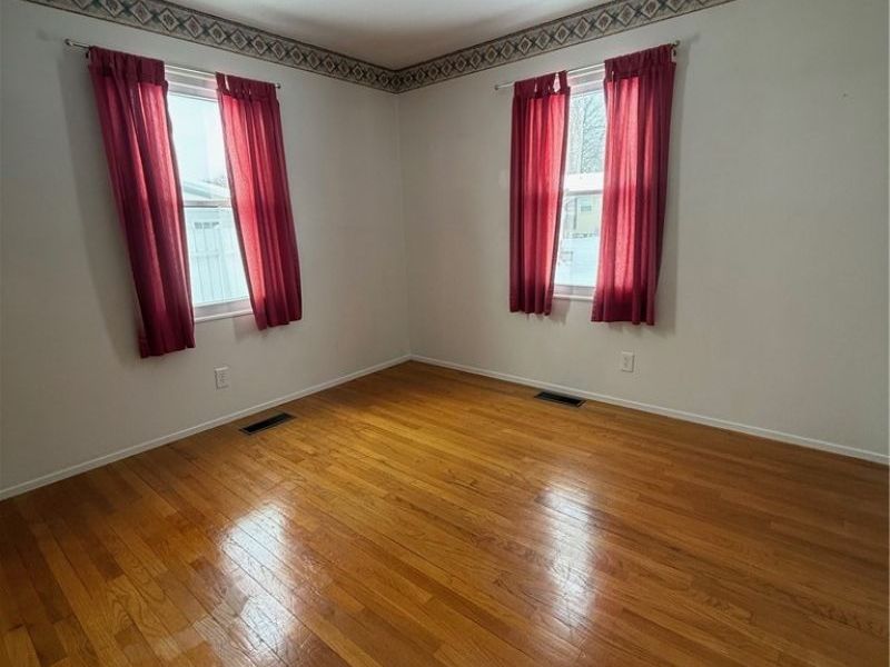 827 Lakeview Drive, Dover, OH 44622 Photo 16