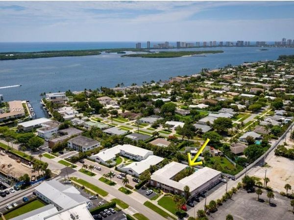 148 Yacht Club Dr, Unit 10, North Palm Beach, FL 33408