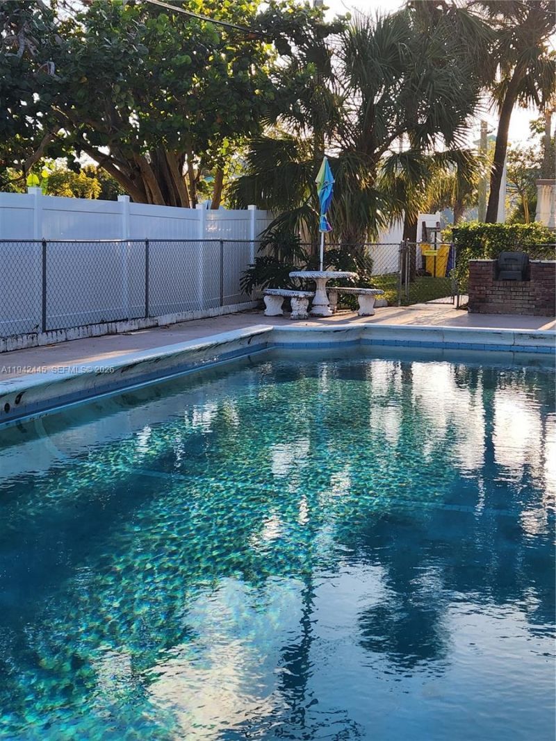 148 Yacht Club Dr, Unit 10, North Palm Beach, FL 33408 Photo