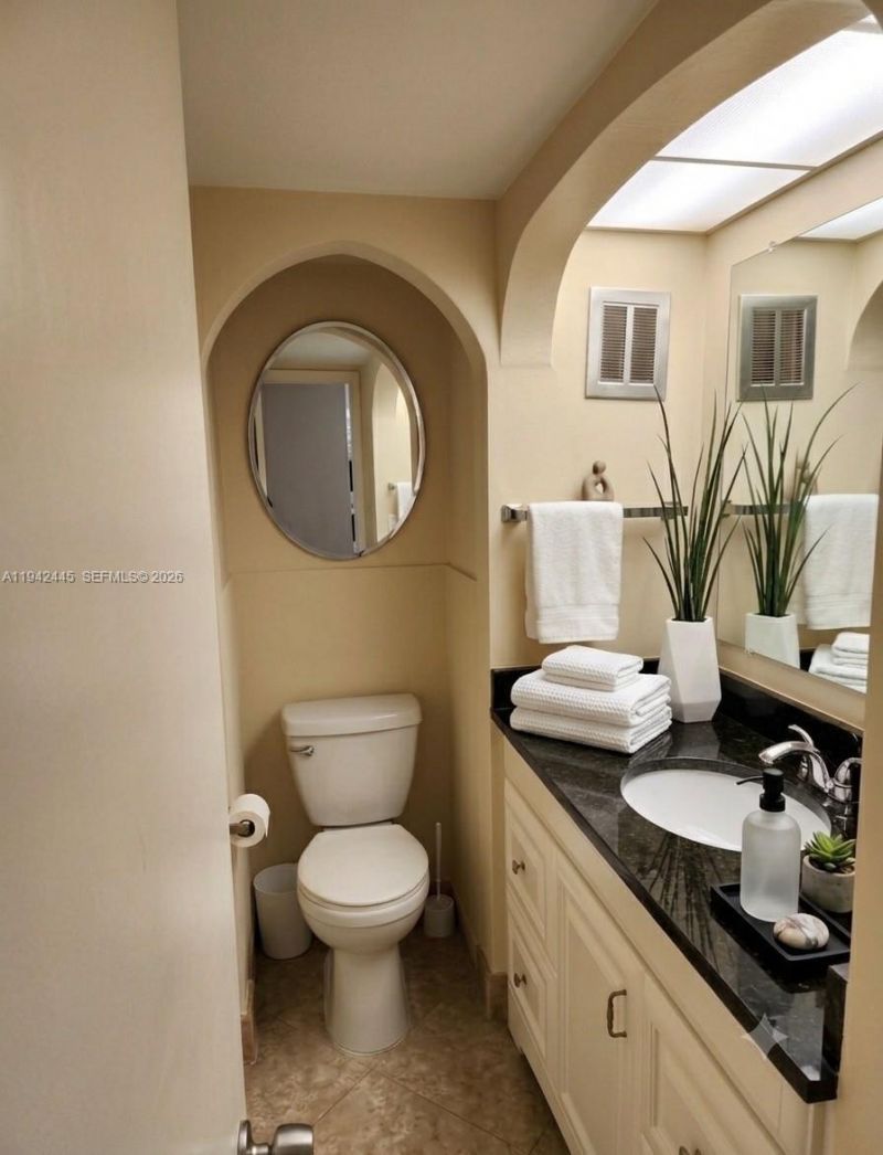148 Yacht Club Dr, Unit 10, North Palm Beach, FL 33408 Photo