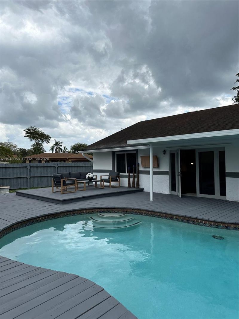 3594 SW 69th Ave, Miramar, FL 33023 Photo