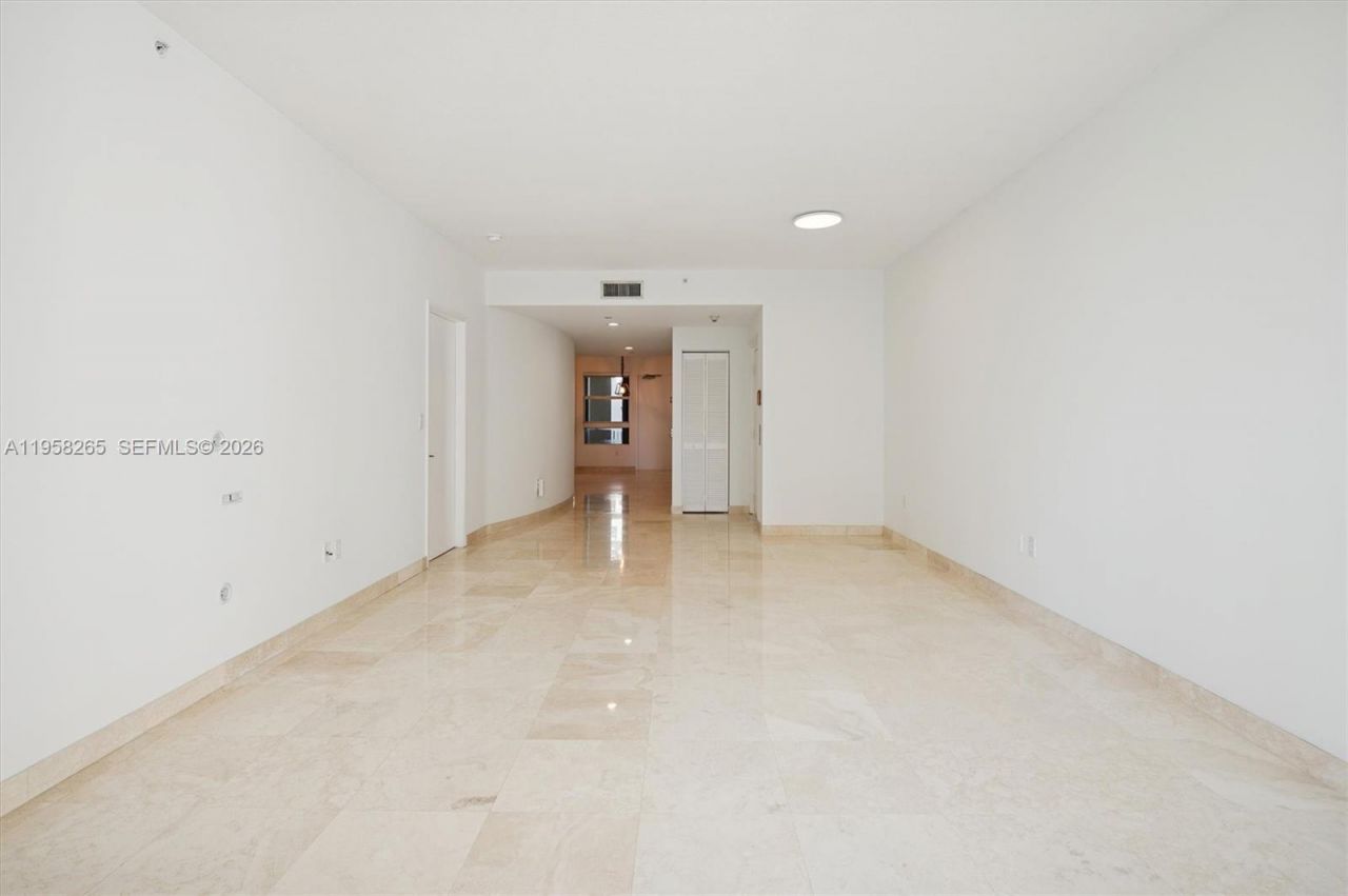 717 Crandon Blvd , Unit 507, Key Biscayne, FL 33149 Photo