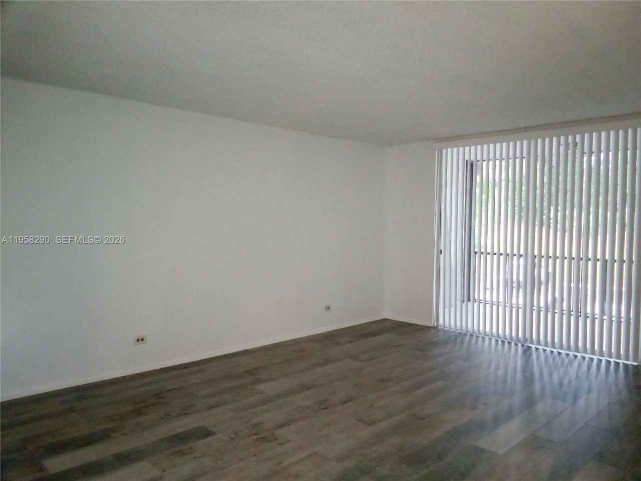 3720 Inverrary Dr, Unit 2S, Lauderhill, FL 33319 Photo