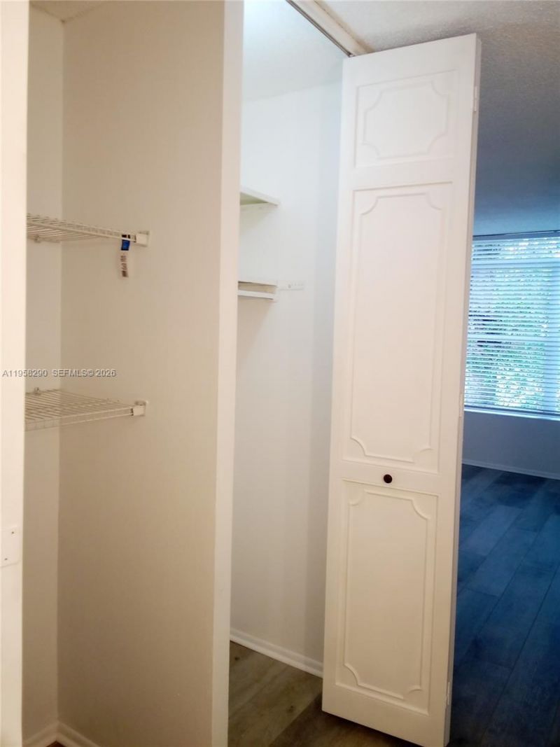 3720 Inverrary Dr, Unit 2S, Lauderhill, FL 33319 Photo