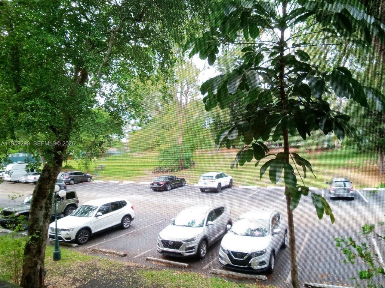 3720 Inverrary Dr, Unit 2S, Lauderhill, FL 33319 Photo