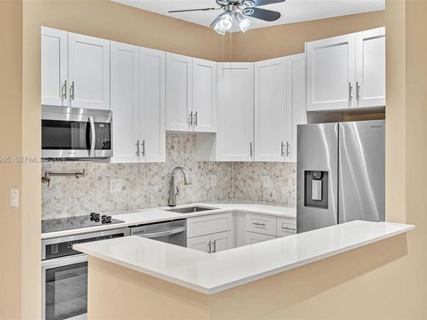 9487 W Mcnab Rd , Unit 205, Tamarac, FL 33321