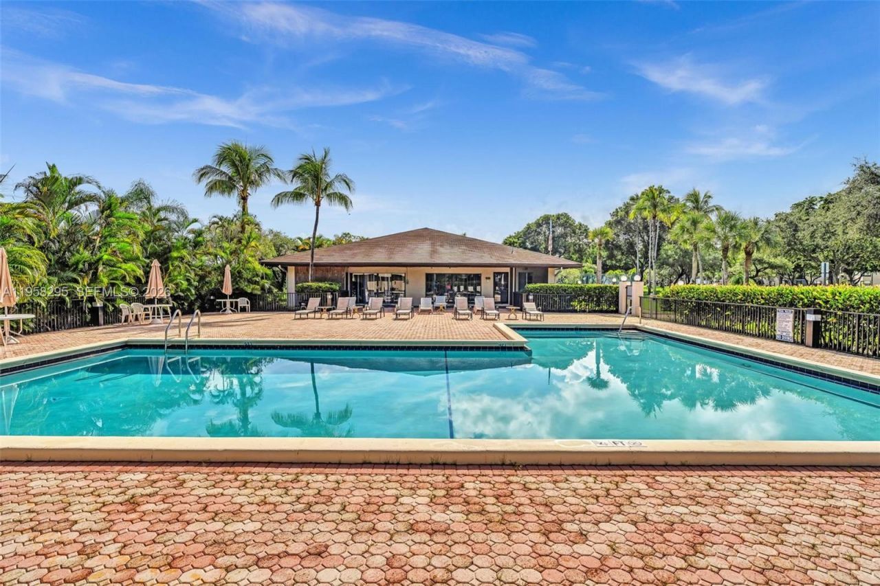 9487 W Mcnab Rd , Unit 205, Tamarac, FL 33321 Photo