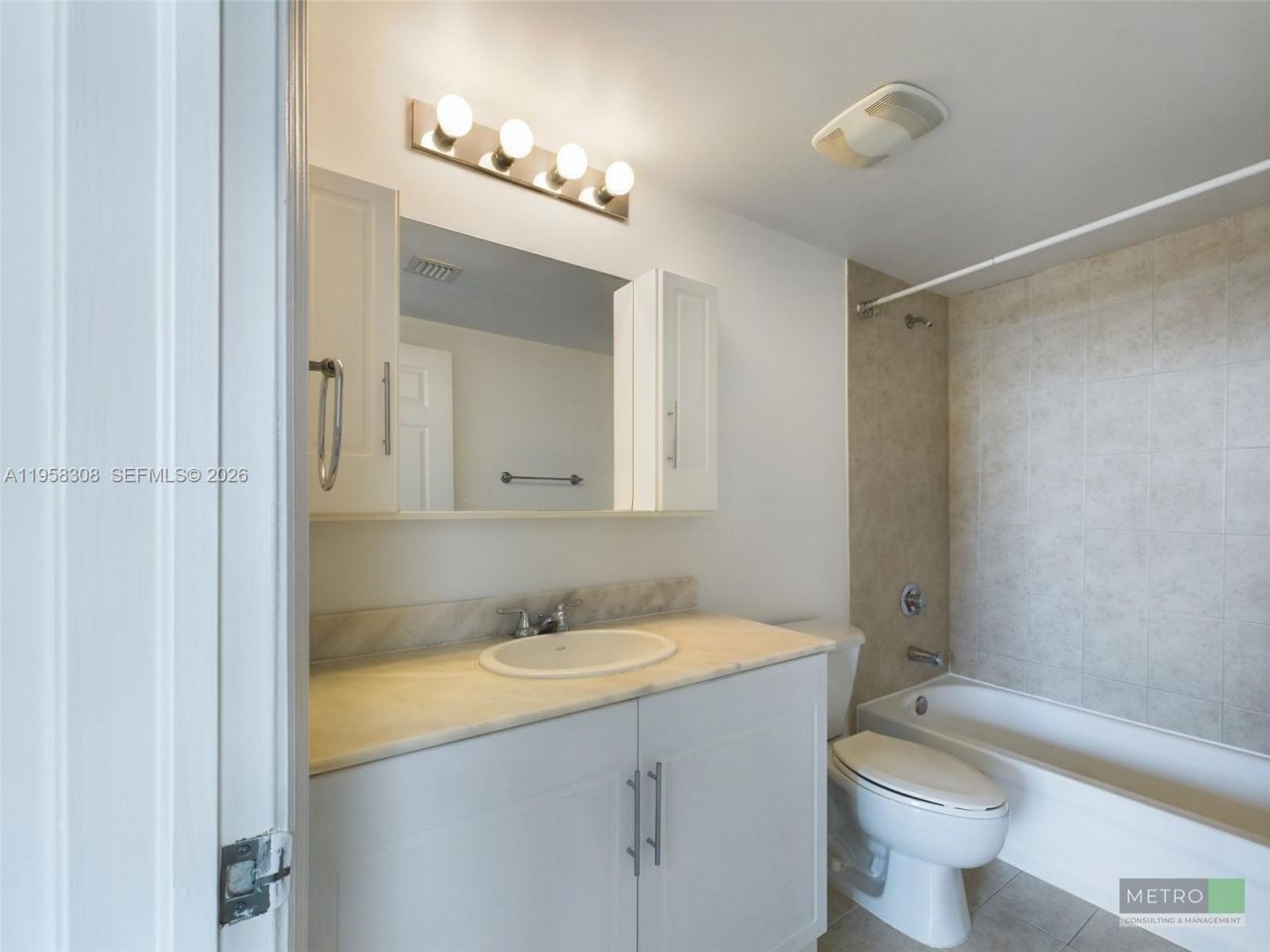 275 NE 18th St, Unit 1404, Miami, FL 33132 Photo