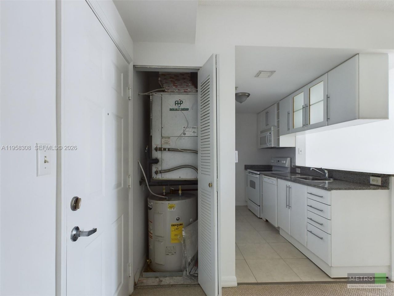 275 NE 18th St, Unit 1404, Miami, FL 33132 Photo