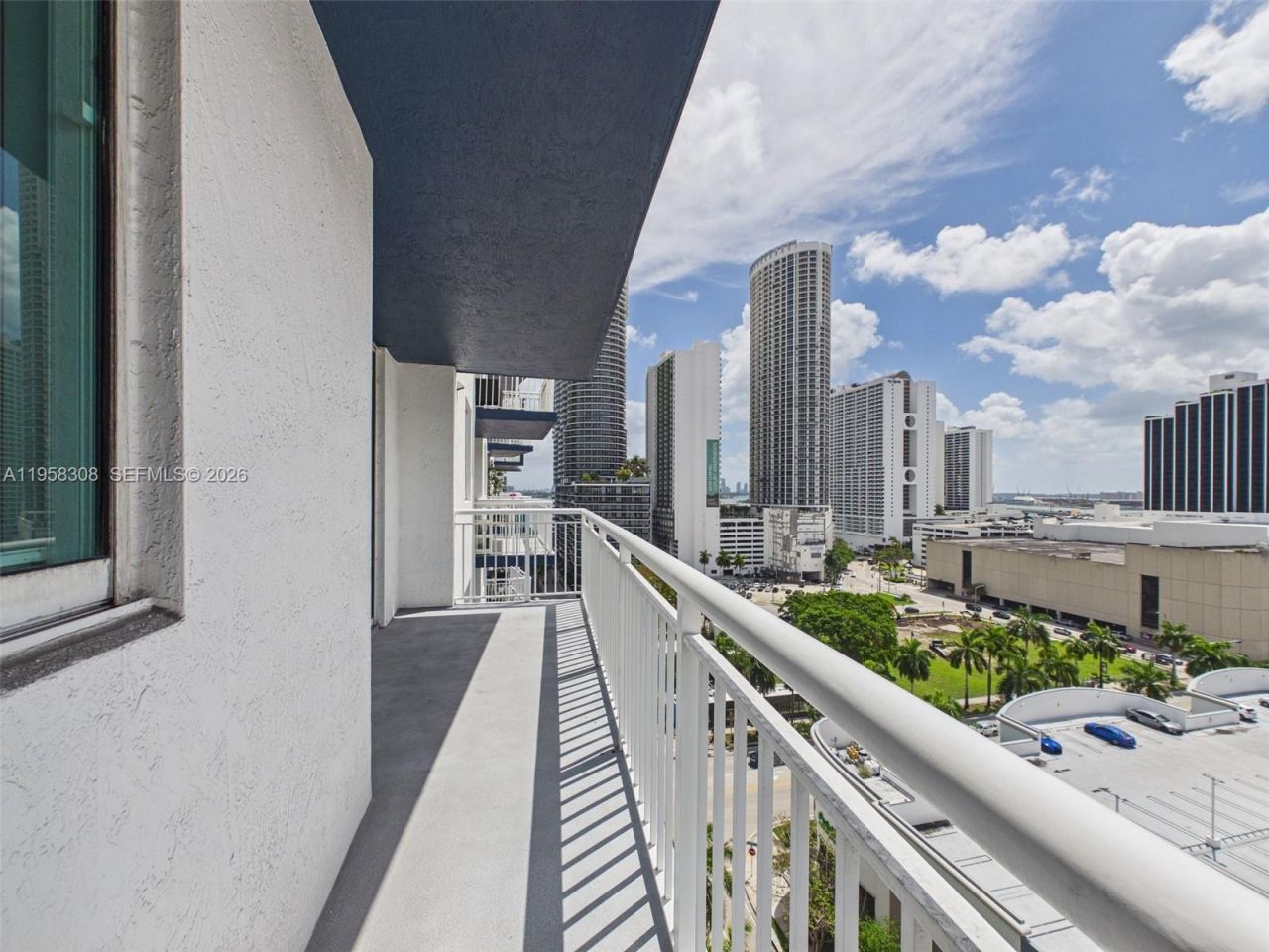 275 NE 18th St, Unit 1404, Miami, FL 33132 Photo