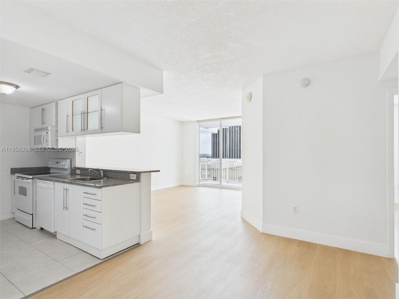 275 NE 18th St, Unit 1404, Miami, FL 33132 Photo