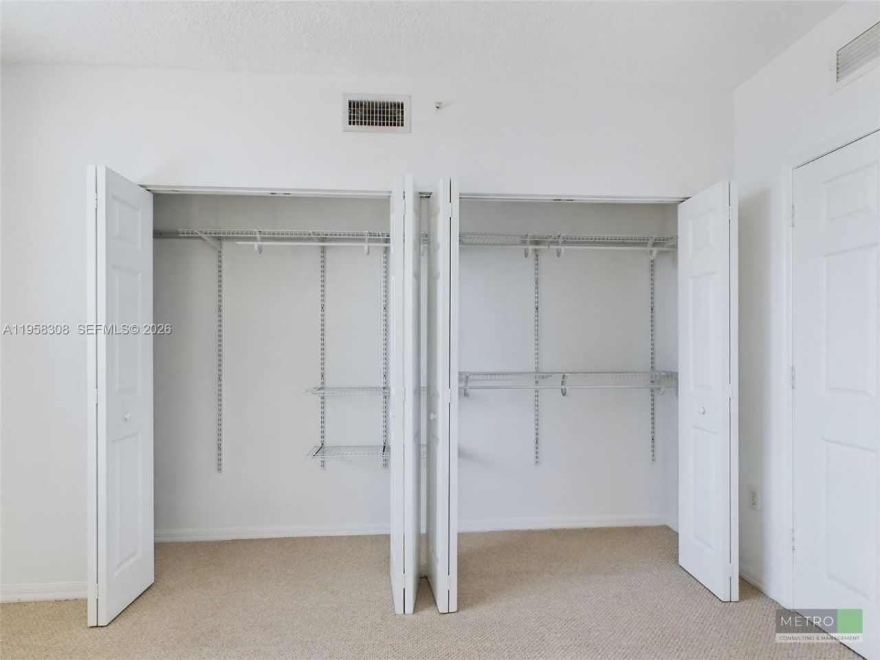 275 NE 18th St, Unit 1404, Miami, FL 33132 Photo