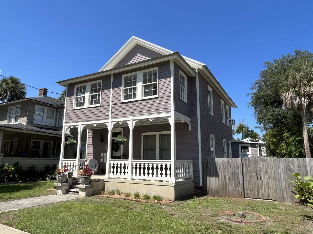8 Rohde Ave, Unit 4, Saint Augustine, FL 32084 Main Photo