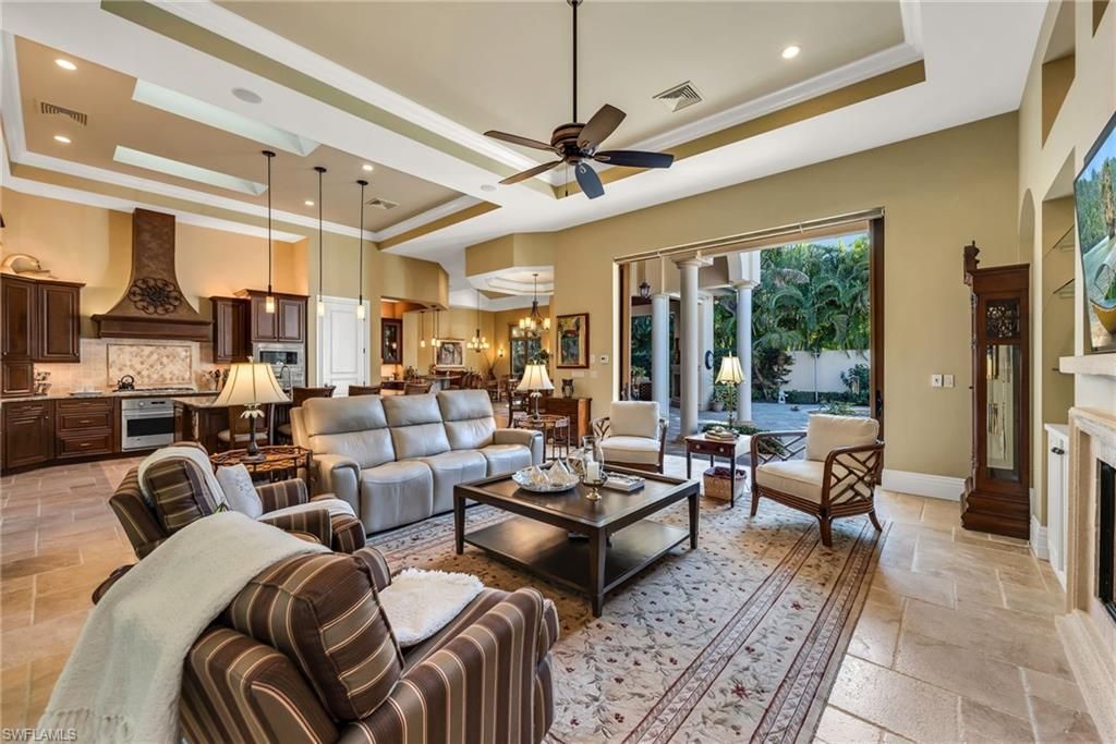 28724 La Caille Dr, Naples, FL 34119 Photo