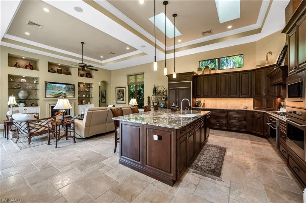 28724 La Caille Dr, Naples, FL 34119 Photo