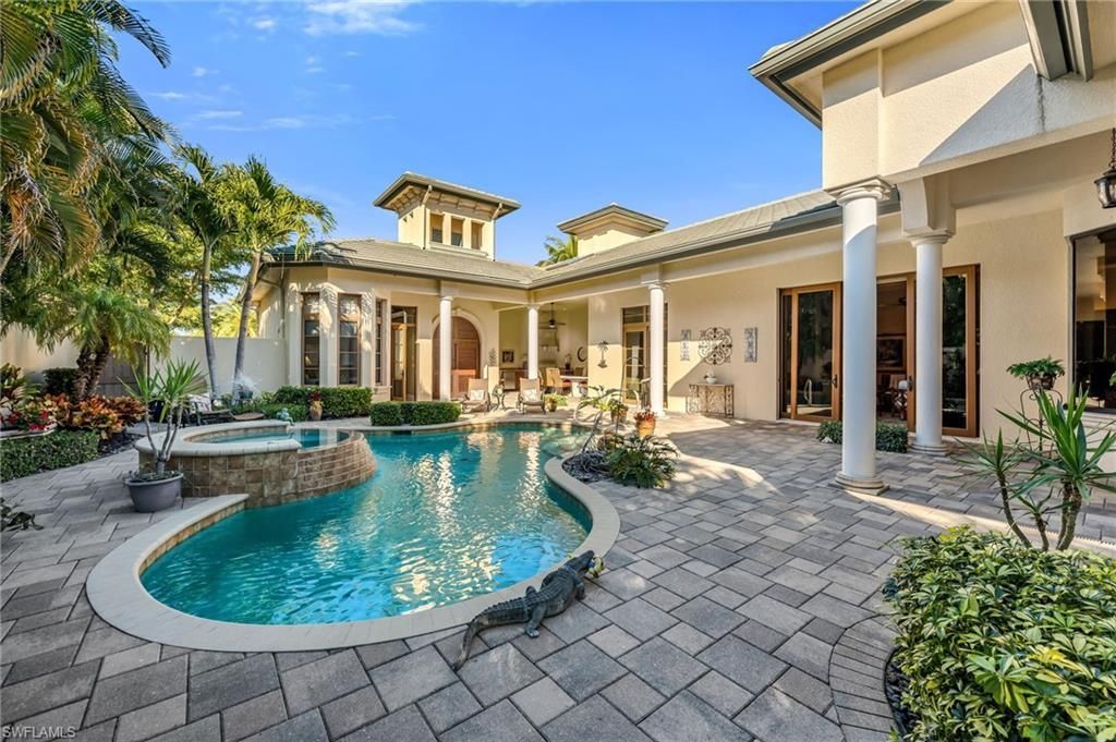 28724 La Caille Dr, Naples, FL 34119 Photo