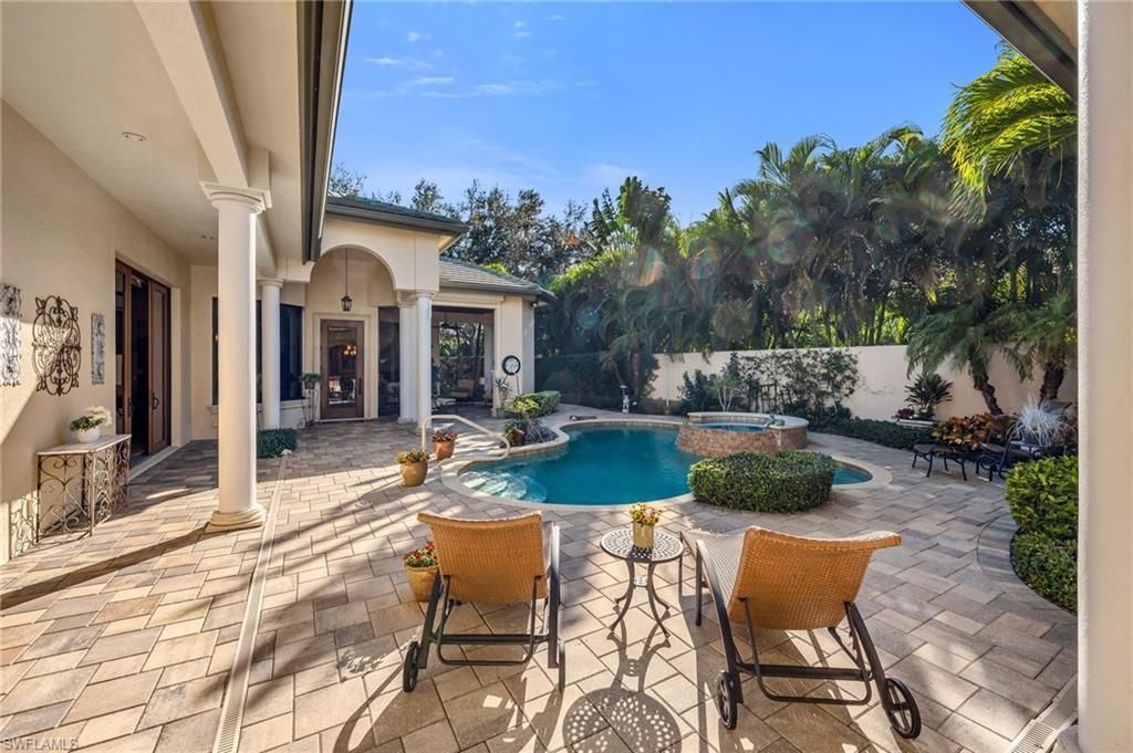 28724 La Caille Dr, Naples, FL 34119 Photo